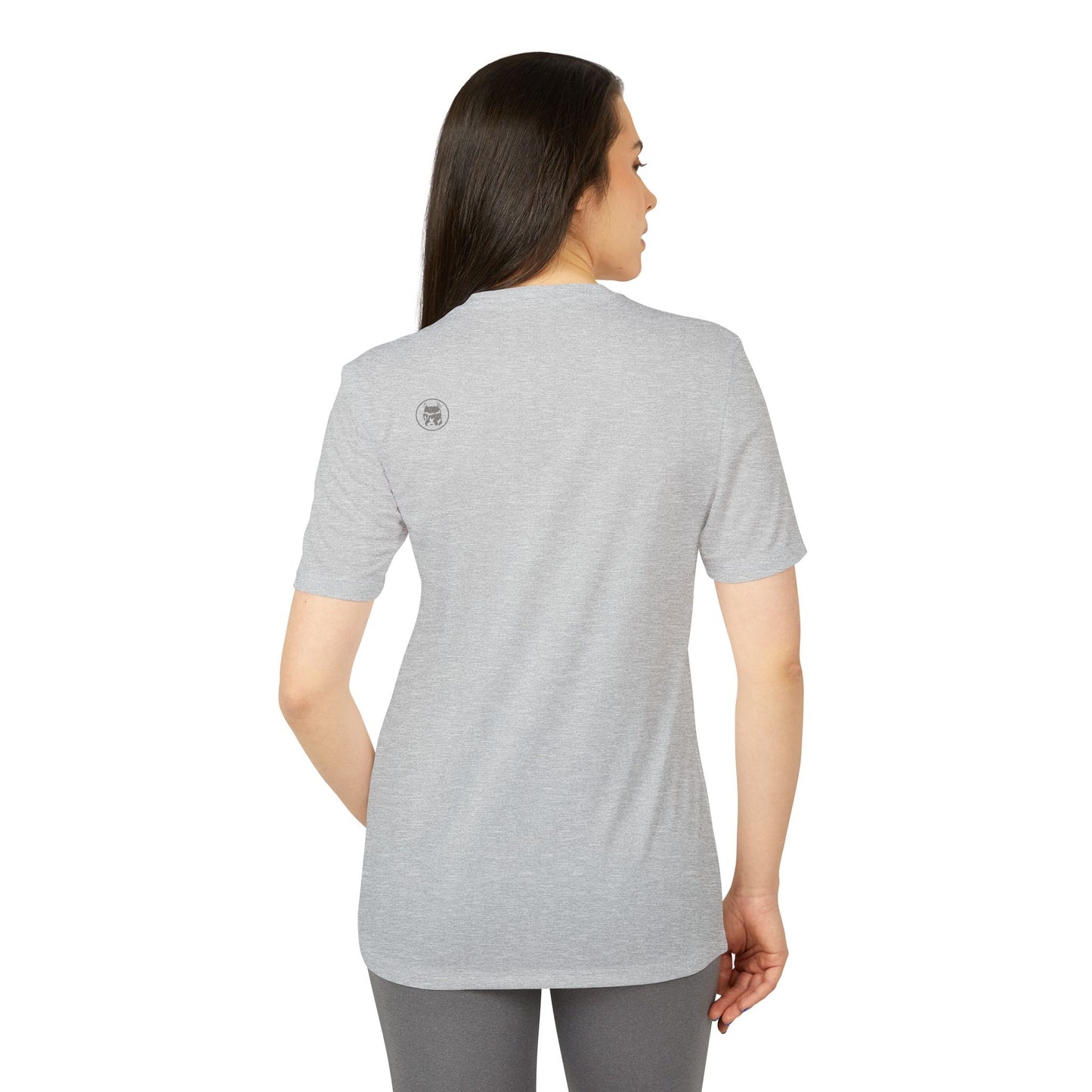 Coleção Urbana 2024 / The Dog / destaque da adidas® Camiseta Esportiva Unissex 
